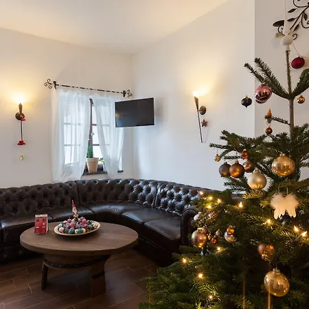 Vitusfort Homestay *