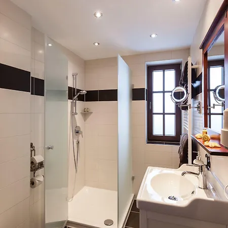 Vitusfort Homestay *