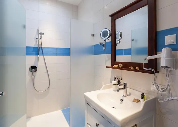 Vitusfort Homestay *